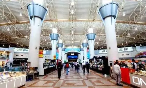 കുവൈത്ത് വിമാനത്താവളം തുറന്ന് 100 ദിവസം പിന്നിട്ടു കുവൈത്ത് വിമാനത്താവളം തുറന്ന് 100 ദിവസം പിന്നിട്ടു