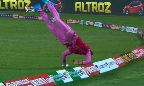 ​നാത്തകൻ, ആ സേവിന്​ എന്തൊരു ചന്തം