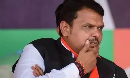 ഫഡ്​നാവിസ്​ കുരുക്കിൽ; റിക്രുട്ട്​മെൻറുകളിൽ വൻ അഴിമതിയെന്ന്​ ഓഡിറ്റ്​ റിപ്പോർട്ട്​