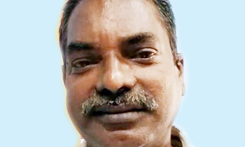 ലോ​റി​യി​ടി​ച്ച് ബൈ​ക്ക് യാ​ത്രി​ക​ൻ മ​രി​ച്ചു