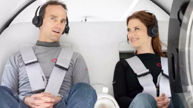 പുതു ചരിത്രമെഴുതി ഹൈപ്പര്ലൂപ്പിലൂടെ മനുഷ്യരുടെ ആദ്യ യാത്ര പൂർത്തിയാക്കി പുതു ചരിത്രമെഴുതി ഹൈപ്പര്ലൂപ്പിലൂടെ മനുഷ്യരുടെ ആദ്യ യാത്ര പൂർത്തിയാക്കി