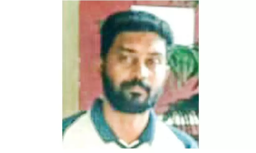 തോക്കുചൂണ്ടി ഭീഷണിക്കിടെ വെടിപൊട്ടി; സൈനികൻ അറസ്റ്റിൽ തോക്കുചൂണ്ടി ഭീഷണിക്കിടെ വെടിപൊട്ടി; സൈനികൻ അറസ്റ്റിൽ