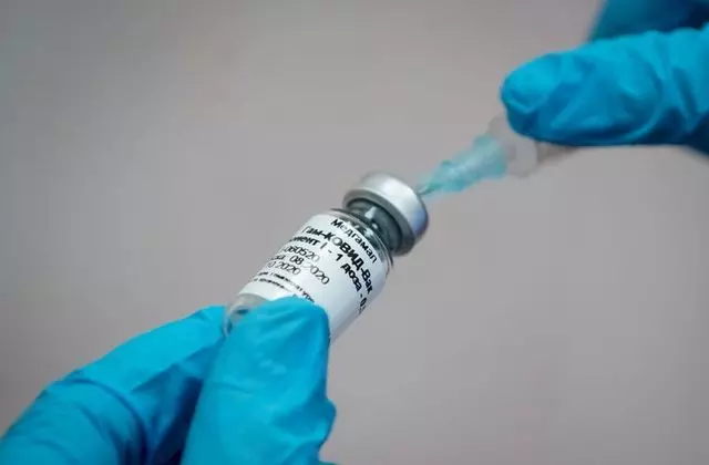 കോവിഡ് വാക്സിെൻറ പരീക്ഷണം 92 ശതമാനം വിജയമെന്ന് റഷ്യ കോവിഡ് വാക്സിെൻറ പരീക്ഷണം 92 ശതമാനം വിജയമെന്ന് റഷ്യ