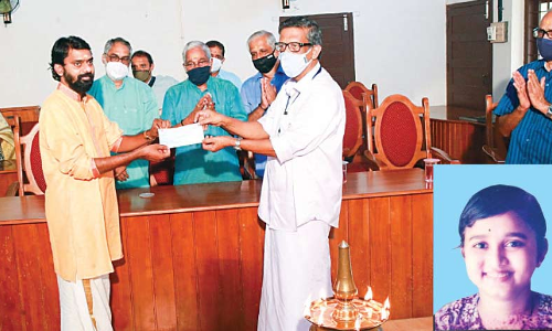 സഹപാഠിയുടെ ഓർമക്ക്​ കലാമണ്ഡലം പൂർവ വിദ്യാർഥികളുടെ എൻഡോവ്​മെൻറ്