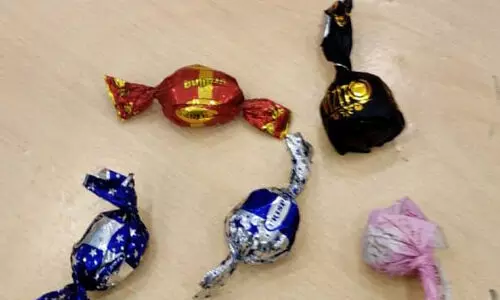 ക​ണ്ണൂ​ര്‍ വി​മാ​ന​ത്താ​വ​ളത്തിൽ സ്വര്‍ണം പിടികൂടി