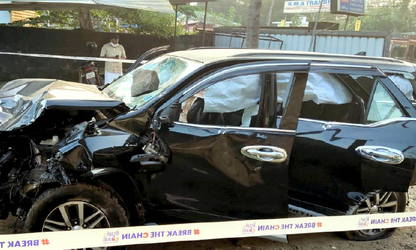 ഗുണ്ട ആക്രമണം: നാട്ടുകാര് എത്തിയത് വെടിയൊച്ച കേട്ട് ഗുണ്ട ആക്രമണം: നാട്ടുകാര് എത്തിയത് വെടിയൊച്ച കേട്ട്