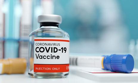 കോവിഷീൽഡ് വാക്സിൻ: പരീക്ഷണം അതിവേഗം; ഉൽപാദനവും തുടങ്ങി കോവിഷീൽഡ് വാക്സിൻ: പരീക്ഷണം അതിവേഗം; ഉൽപാദനവും തുടങ്ങി