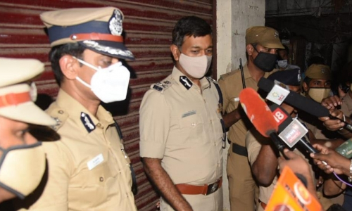 ചെന്നൈയിൽ യുവതി ഭർത്താവിനെയും  രക്ഷിതാക്കളെയും വെടിവെച്ചുകൊന്നു