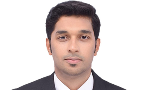 ലണ്ടനിൽ ഉന്നതവിജയം കൈവരിച്ച്​ മലയാളി ഡോക്ടർ