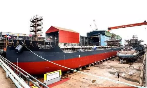 ഒറ്റദിവസം അഞ്ച്​ കപ്പൽ നീറ്റിലിറക്കി കപ്പല്‍ശാല