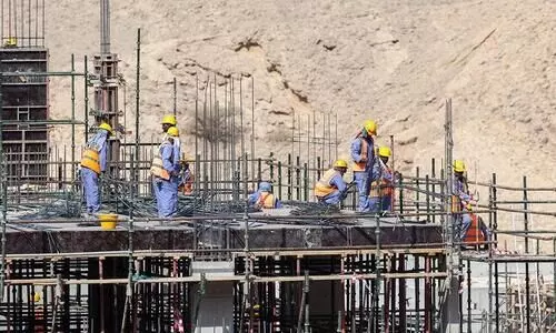 വിസ കാലാവധി കഴിഞ്ഞവരുടെ മടക്കം ഒാൺലൈൻ രജിസ്ട്രേഷൻ ഒരുക്കും വിസ കാലാവധി കഴിഞ്ഞവരുടെ മടക്കം ഒാൺലൈൻ രജിസ്ട്രേഷൻ ഒരുക്കും