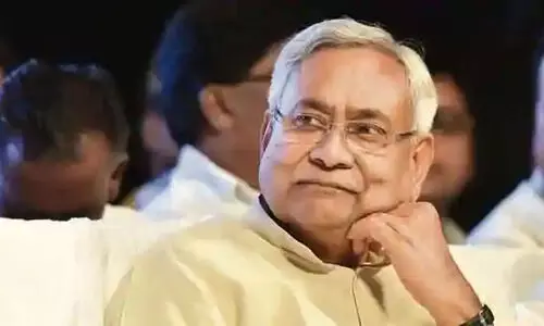 നിതീഷ് യു ടേൺ വിദഗ്ധൻ, പരിക്കേറ്റവർ നിരവധി; ബിഹാറിലെ ചാഞ്ചാട്ടത്തിന്റെ ചരിത്രമറിയാം