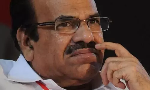 പുത്രവിവാദം മറികടന്ന്​ രണ്ടാമൂഴം, ഒടുവിൽ അതേ വിവാദത്തിനിടെ പടിയിറക്കം