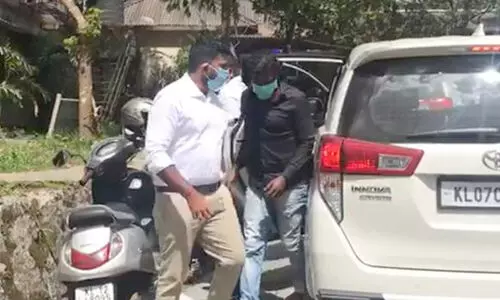 യുവതിയോട് അശ്ലീല പരാമര്‍ശം: നടന്‍ വിനായകന് ജാമ്യം