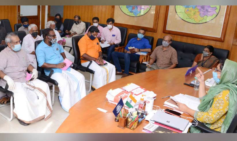 പെരുമാറ്റച്ചട്ടവും കോവിഡ് പ്രോട്ടോകോളും കര്ശനമായി പാലിക്കണം – കലക്ടര് പെരുമാറ്റച്ചട്ടവും കോവിഡ് പ്രോട്ടോകോളും കര്ശനമായി പാലിക്കണം – കലക്ടര്