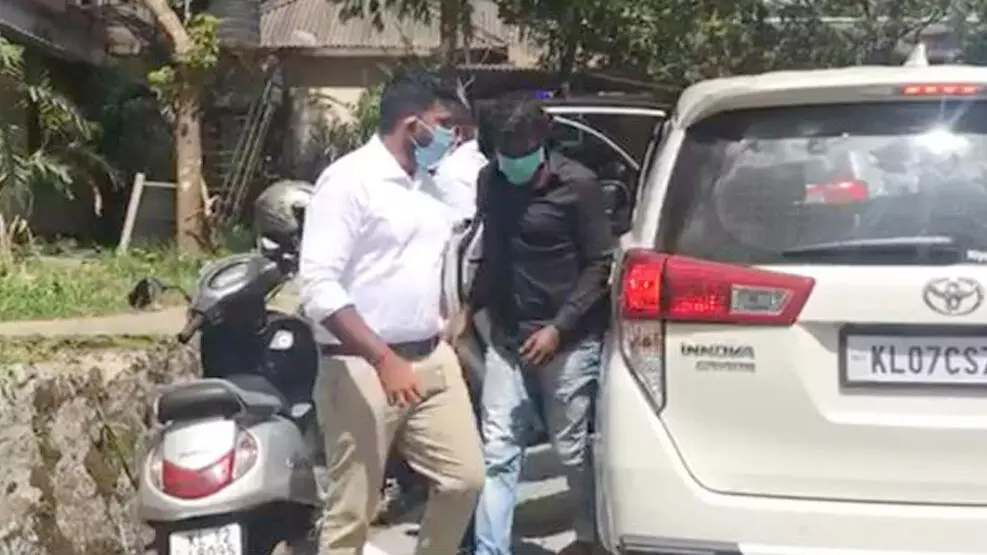 യുവതിയോട് അശ്ലീല പരാമര്‍ശം: നടന്‍ വിനായകന് ജാമ്യം