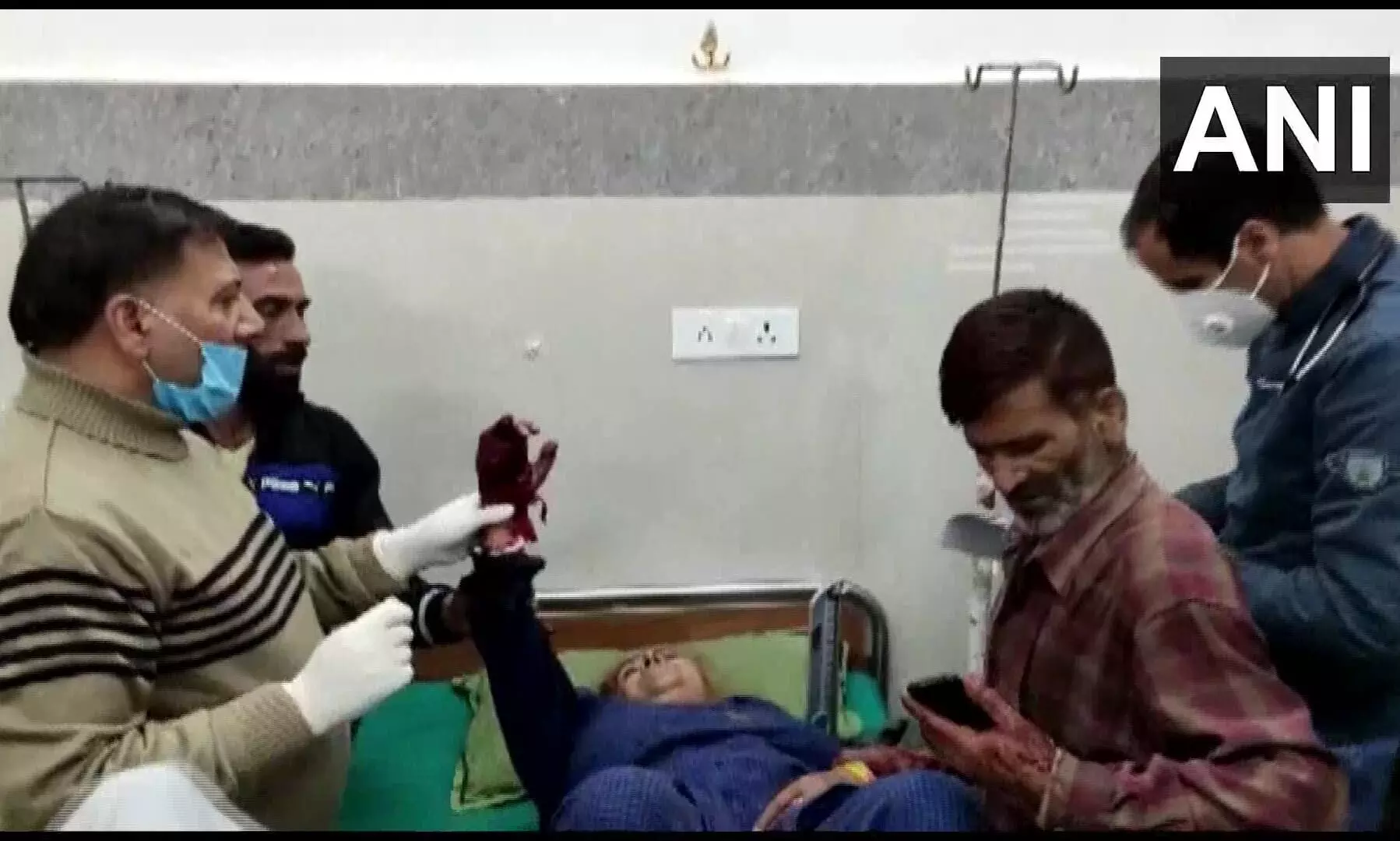 പാക്​ ഷെല്ലാക്രമണത്തിൽ നാല്​ സൈനികർക്ക്​ വീരമൃത്യു; നാല്​ സിവിലിയൻമാരും കൊല്ലപ്പെട്ടു