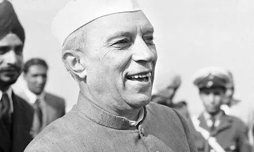 ആധുനിക ഇന്ത്യയെ ഏറ്റവും സ്വാധീനിച്ച നേതാവാണ് നെഹ്റു, ശിശുദിനത്തിൽ ആശംസയുമായി മുഖ്യമന്ത്രി