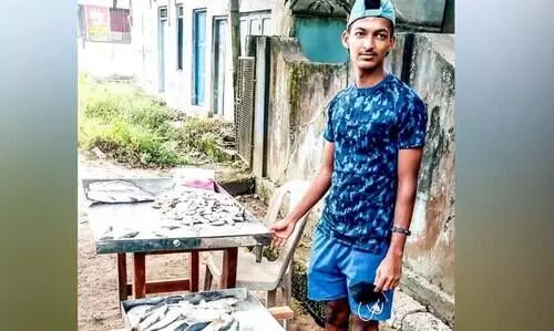 അഫ്സർ മത്സ്യക്കച്ചവടം നടത്തുന്നു; ജീവിതത്തി​െൻറയും ക്രിക്കറ്റി​െൻറയും പിച്ചിൽ ഉറച്ചുനിൽക്കാൻ