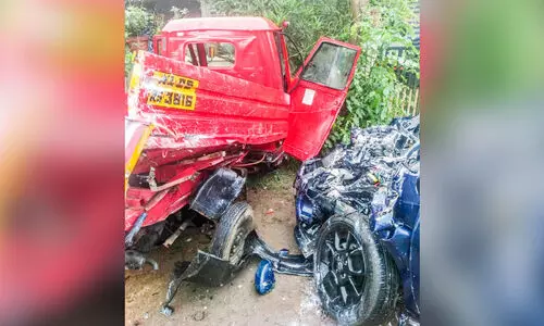 ഏറ്റുമാനൂരിൽ ഓട്ടോയിൽ കാറിടിച്ച്​ രണ്ടുപേർക്ക് പരിക്ക്