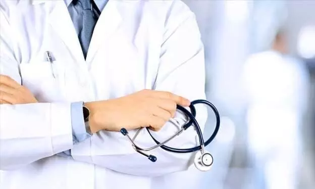 കോവിഡ് ഡ്യൂട്ടിക്കായി മെഡി. കോളജ്​ പി.ജി വിദ്യാർഥികളുടെ കോഴ്സ് നീട്ടിയെന്ന്