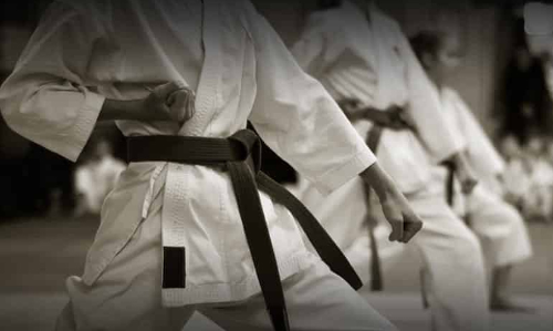 കണ്ണൂർ സർവകലാശാല പ്രവേശനത്തിൽ കരാ​േട്ട പടിക്കുപുറത്ത്