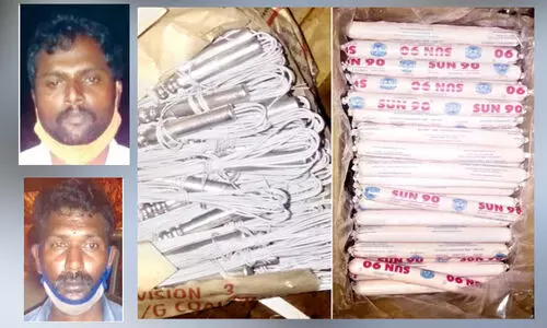 സ്​ഫോടകവസ്​തുക്കൾ കടത്താൻ ശ്രമം; പി​ടി​ച്ചെ​ടു​ത്ത​ത് 7,500 ഡി​റ്റ​ണേ​റ്റ​റു​ക​ളും 7,000 ജ​ലാ​റ്റി​ൻ സ്​​റ്റി​ക്കു​ക​ളും