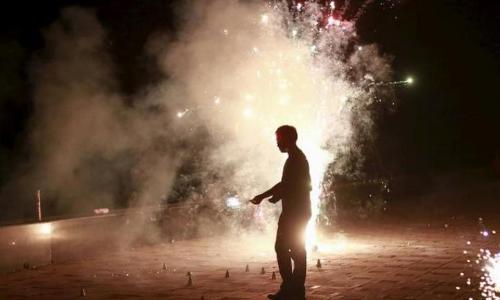 ദീപാവലി പടക്കത്തിൽ മലിനീകരണം അതിതീവ്രം