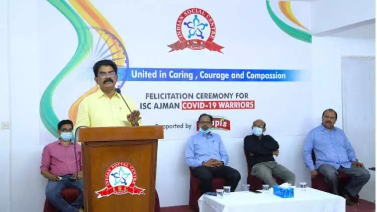 കോവിഡ് പോരാളികൾക്ക് ആദരം കോവിഡ് പോരാളികൾക്ക് ആദരം