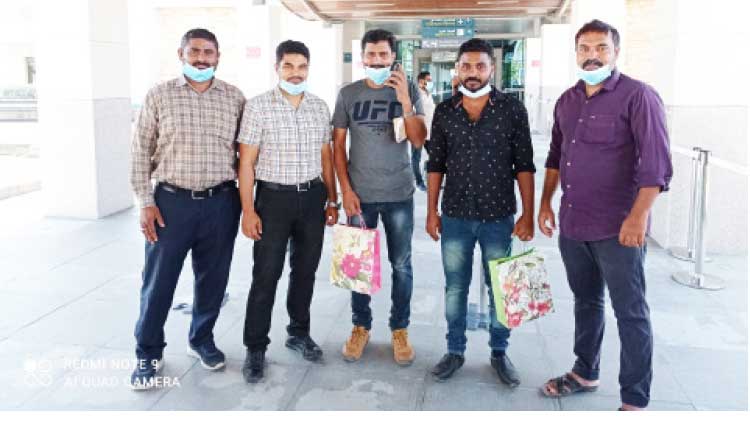 രതീഷിനും ലിജീഷിനും വെൽെഫയർ ഫോറം ഉപഹാരം നൽകി രതീഷിനും ലിജീഷിനും വെൽെഫയർ ഫോറം ഉപഹാരം നൽകി