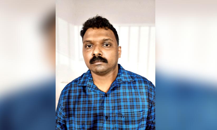 മൂന്നുമാസമായി ചികിത്സ; മഞ്ഞപ്രയിൽ വ്യാജഡോക്ടർ പിടിയിൽ മൂന്നുമാസമായി ചികിത്സ; മഞ്ഞപ്രയിൽ വ്യാജഡോക്ടർ പിടിയിൽ