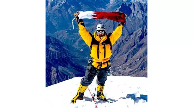 ഇതാ, അമാ ദബ്ലാം കൊടുമുടി കീഴടക്കിയ ആദ്യ ഖത്തരി ഇതാ, അമാ ദബ്ലാം കൊടുമുടി കീഴടക്കിയ ആദ്യ ഖത്തരി