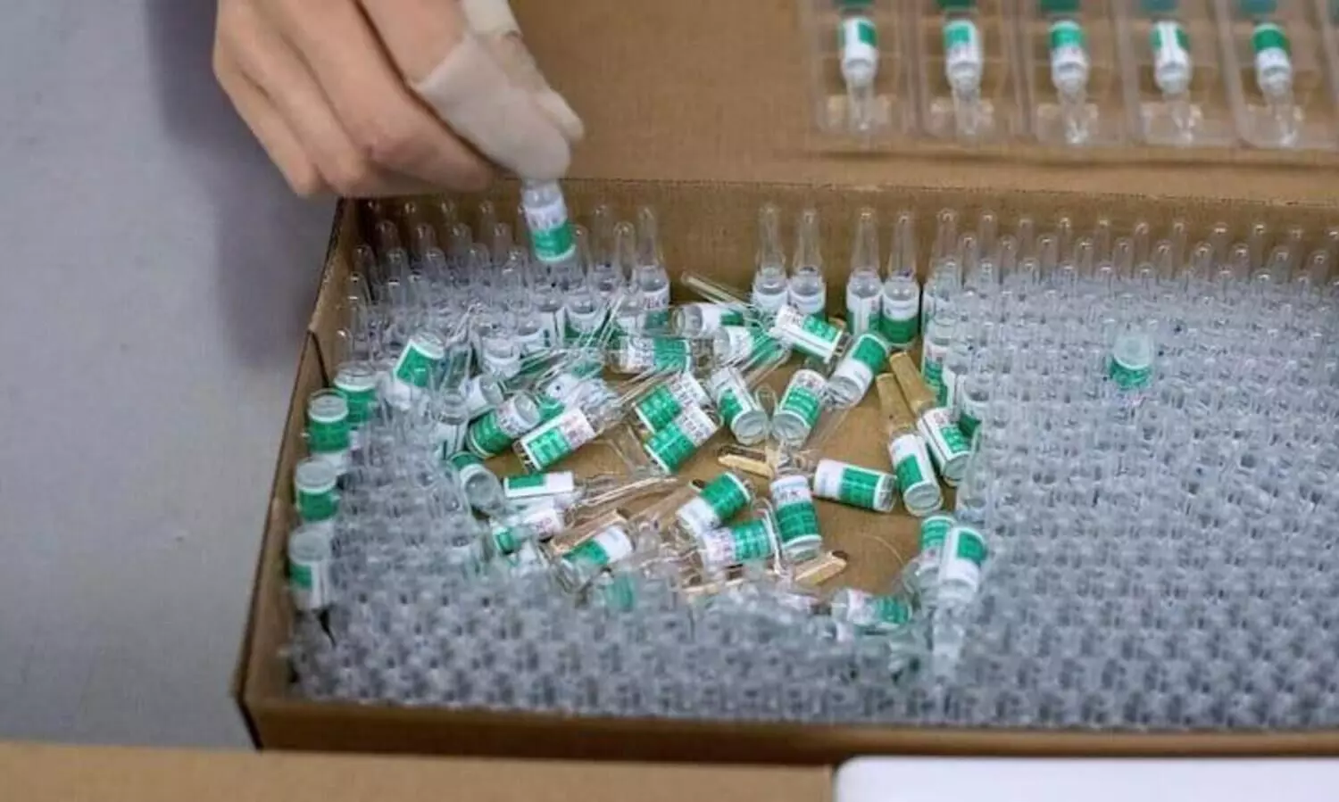 വാക്സിൻ 94.5 ശതമാനം ഫലപ്രദമെന്ന് മോഡേണ; മൂന്നാംഘട്ട പരീക്ഷണം ഉടനെന്ന് ഭാരത് ബയോടെക്