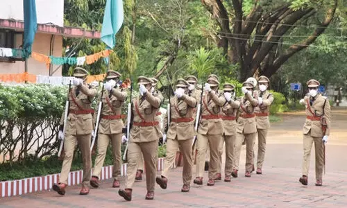 സബ്​ ഇൻസ്​പെക്​ടർമാരുടെ പുതിയ ബാച്ച്​ പുറത്തിറങ്ങി