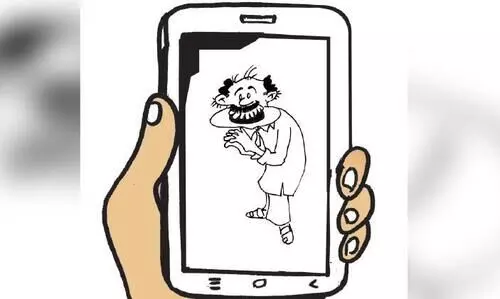 ഡിജിറ്റൽ വോട്ടുതേടൽ സജീവമാക്കി സ്ഥാനാർഥികൾ