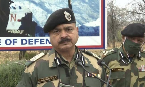 അതിർത്തിയിലെ ഓരോ പാക്ക് ലോഞ്ചിങ് പാഡിലും മുന്നൂറോളം ഭീകരർ - ബി.എസ്.എഫ്