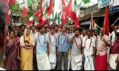 കോൺ​ഗ്രസും ലീഗും പിന്നെ വെൽഫെയർ പാർട്ടിയും.... ഡി.വൈ.എഫ്‌.ഐ നേതാവ് മുഹമ്മദ് റിയാസി​െൻറ പോസ്​റ്റിനുള്ള ​മറുപടി​ ചർച്ചയാവുന്നു