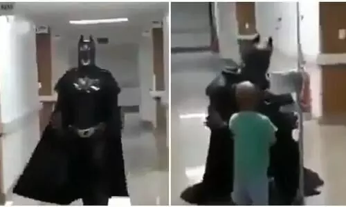 കാൻസർ ബാധിച്ച ബാലനു വേണ്ടി ബാറ്റ്മാ​െൻറ  വേഷത്തിൽ ഡോക്ടർ; കൈയടിച്ച് സോഷ്യൽ മീഡിയ