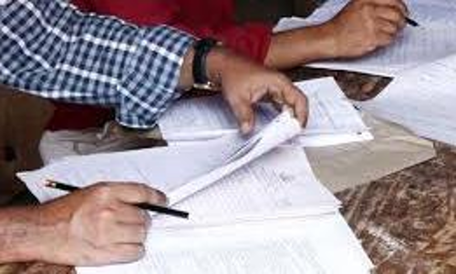 പുനഃപരിശോധനക്ക്​ അപേക്ഷിച്ചതിൽ 24 ശതമാനം പേരും വിജയിച്ചു;  82 അധ്യാപകരോട് വിശദീകരണം തേടും