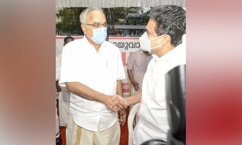 കൈപിടിച്ച്​ കാനവും ജോസ്​.കെ.മാണിയും