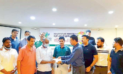 മ​ല​പ്പു​റം കെ.​എം.​സി.​സി വ്യ​വ​സാ​യ സം​രം​ഭം: ലാ​ഭ വി​ത​ര​ണം ന​ട​ന്ന​ു