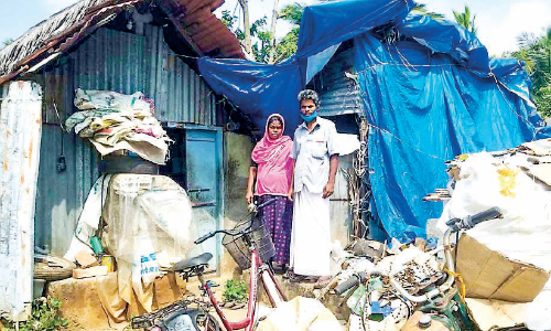 സ്ഥാനാർഥികൾക്ക് ചോദ്യചിഹ്​നമായി ഖമറുദ്ദീ​െൻറ തകരഷീറ്റ്​ കുടിൽ