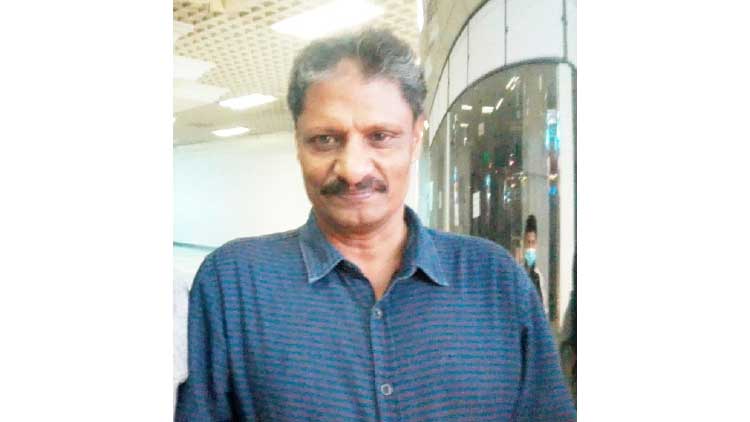 ബഷീർ പയ്യന്നൂർ പ്രവാസത്തോടു വിടപറയുന്നു ബഷീർ പയ്യന്നൂർ പ്രവാസത്തോടു വിടപറയുന്നു