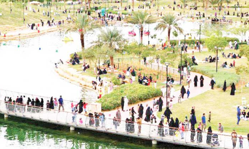 അ​വ​ധി​ക്കാ​ലം സൗ​ദി വി​നോ​ദ​സ​ഞ്ചാ​ര കേ​ന്ദ്ര​ങ്ങ​ളി​ൽ; 74 ശ​ത​മാ​നം സ്വ​ദേ​ശി​ക​ളും സം​തൃ​പ്ത​ർ