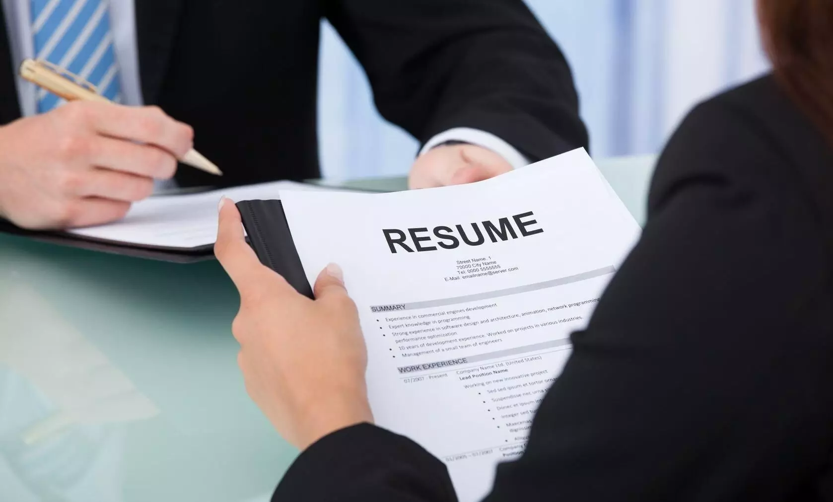 ജോലി കിട്ടിയില്ലേ? നിങ്ങളെ പ്രൊമോട്ട് ചെയ്യാൻ നിങ്ങൾക്ക് നല്ലൊരു ബ്രോഷറുണ്ടോ? ജോലി കിട്ടിയില്ലേ? നിങ്ങളെ പ്രൊമോട്ട് ചെയ്യാൻ നിങ്ങൾക്ക് നല്ലൊരു ബ്രോഷറുണ്ടോ?