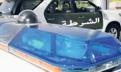 കുട്ടികളുടെ ഡ്രൈവിങ്​; മാതാപിതാക്കൾക്ക്​ ജാഗ്രത വേണമെന്ന് പൊലീസ്: വണ്ടിയുമായി നിരത്തിലിറങ്ങിയ കൗമാരക്കാർ പൊലീസ് പട്രോൾ വാഹനത്തിലിടിച്ചു