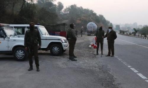 കശ്​മീരിൽ സൈന്യവുമായുണ്ടായ ഏറ്റുമുട്ടലിൽ നാല്​ ഭീകരർ കൊല്ലപ്പെട്ടു