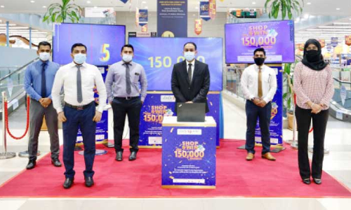 ലുലു ഹൈപ്പർ മാർക്കറ്റ്​ നാലാമത്​ നറുക്കെടുപ്പ്​ വിജയികളെ പ്രഖ്യാപിച്ചു