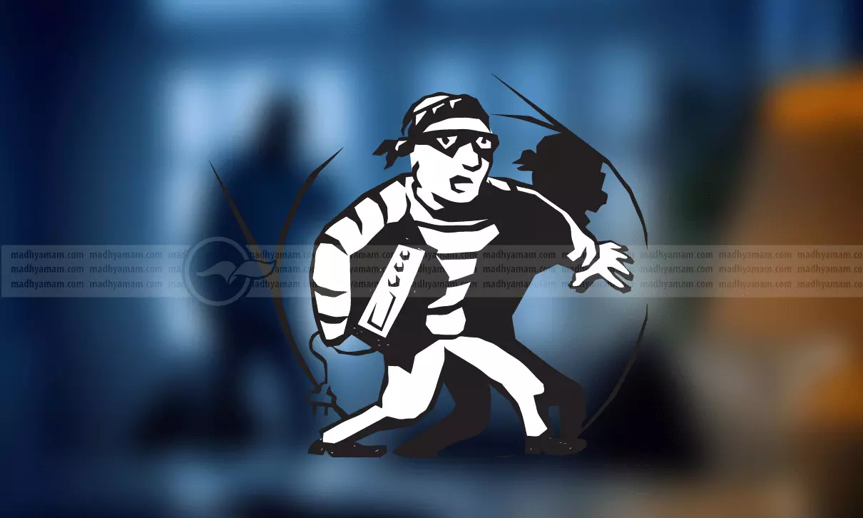 തലശ്ശേരിയിലെ പണം പിടിച്ചുപറി: പ്രതി പരിധിക്ക് പുറത്തെന്ന് പൊലീസ്