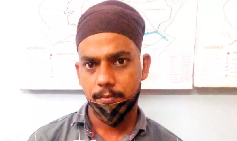 അശ്ലീല പ്രദർശനം; യുവാവ് അറസ്റ്റിൽ അശ്ലീല പ്രദർശനം; യുവാവ് അറസ്റ്റിൽ